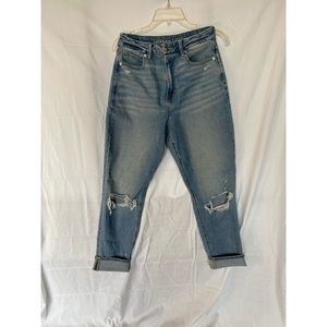 AE Curvy mom jean